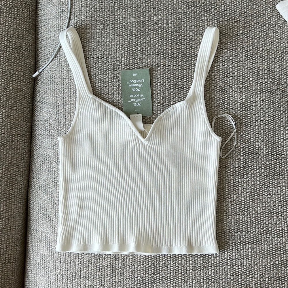 NWT Sweetheart Ivory Ribbed Tank